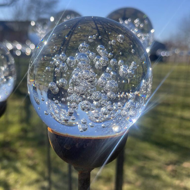 5061098721289 1 Garden Stake Ornament With Crystal Ball 60mm Bubble.jpg